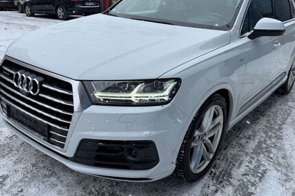 Audi Q7 176.000 km 28.888 &euro; Berlin 13599
