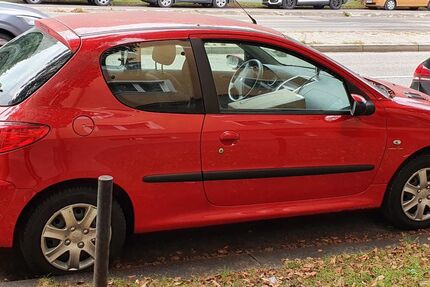 Peugeot 206 64.864 km 1.980 € München 81671