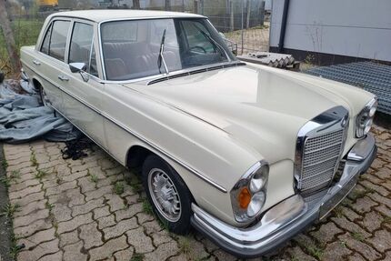 Mercedes 280