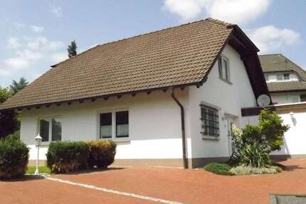 Haus Kreuztal - 4 Zimmer, 135 m&sup2;, 1.190&euro; | Angebot:27183384
