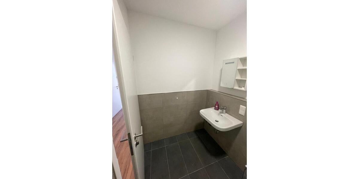Etagenwohnung Linden - 2 Zimmer, 58 m&sup2;, 990&euro; | Angebot:26136927