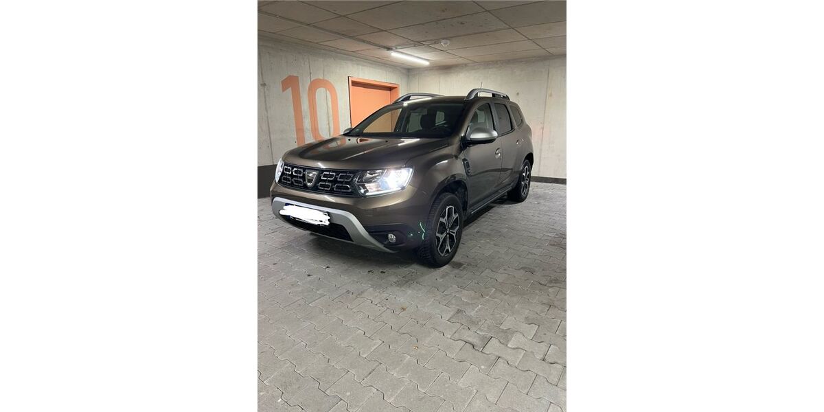 Dacia Duster 80.000 km 12.500 &euro; München 81248