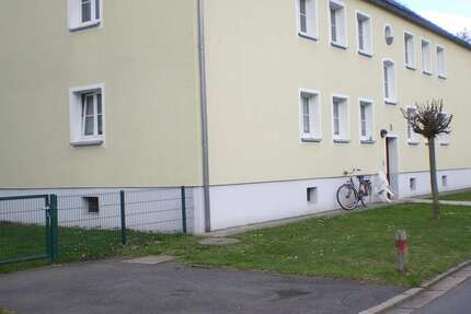 Wohnung zum Mieten in Mitterteich 176 € 32.87 m² 1 zimmer