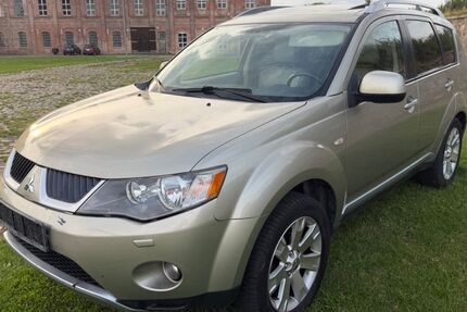Mitsubishi Outlander 263.671 km 2.600 &euro; Tessin 18195