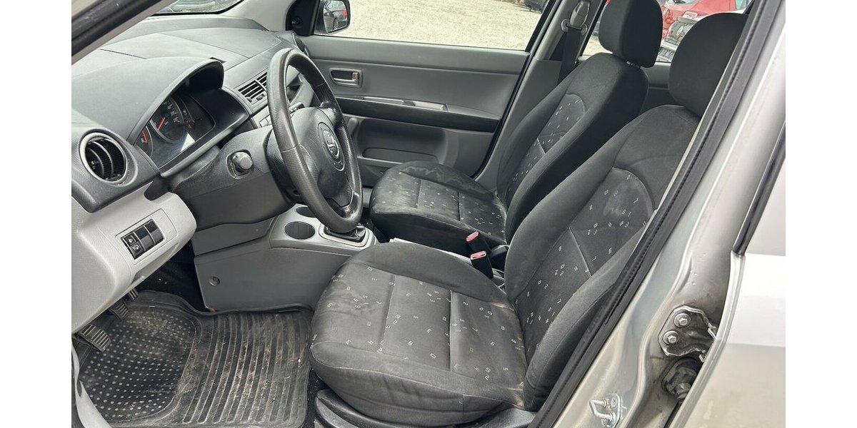 Mazda 2 1.5i Comfort Klima 1.Hand TÜV 04/2027 169.000 km 1.500 &euro; Altdorf 84032