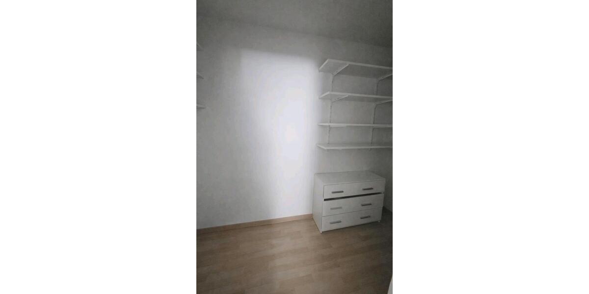 Etagenwohnung Eschenbach in der Oberpfalz - 1 Zimmer, 45 m&sup2;, 390&euro; | Angebot:26055684