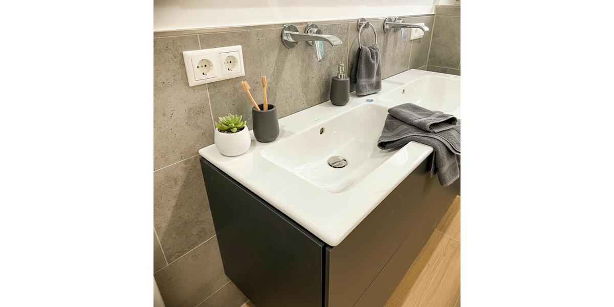 Einfamilienhaus Würzburg Sanderau - 7 Zimmer, 188 m&sup2;, 2.990&euro; | Angebot:26326326