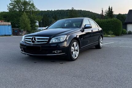 Mercedes-Benz C 320 180.000 km 8.250 € Pfaffenhofen an der Roth 89284