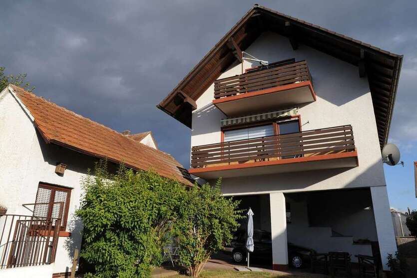 Haus zum Kaufen in Langenselbold 499.000 € 218 m²