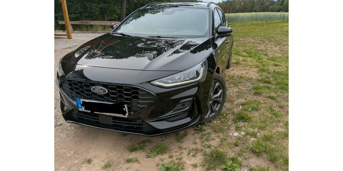 Ford Focus 29.000 km 21.900 &euro; Roding 93426
