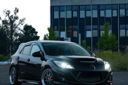 Mazda 3 172.000 km 10.500 € Königswinter 53636