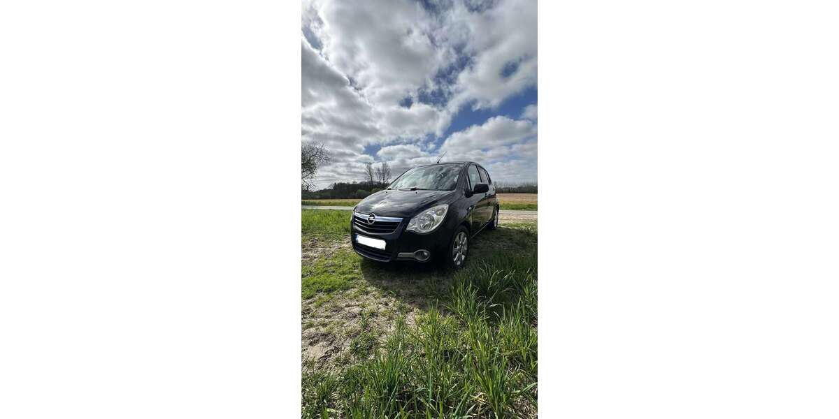 Opel Agila 162.000 km 2.200 &euro; Boren 24392