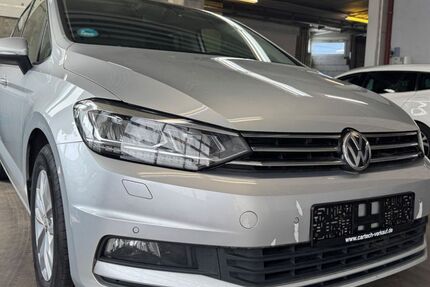 VW Touran 238.300 km 12.100 &euro; Fellbach bei Stuttgart 70736