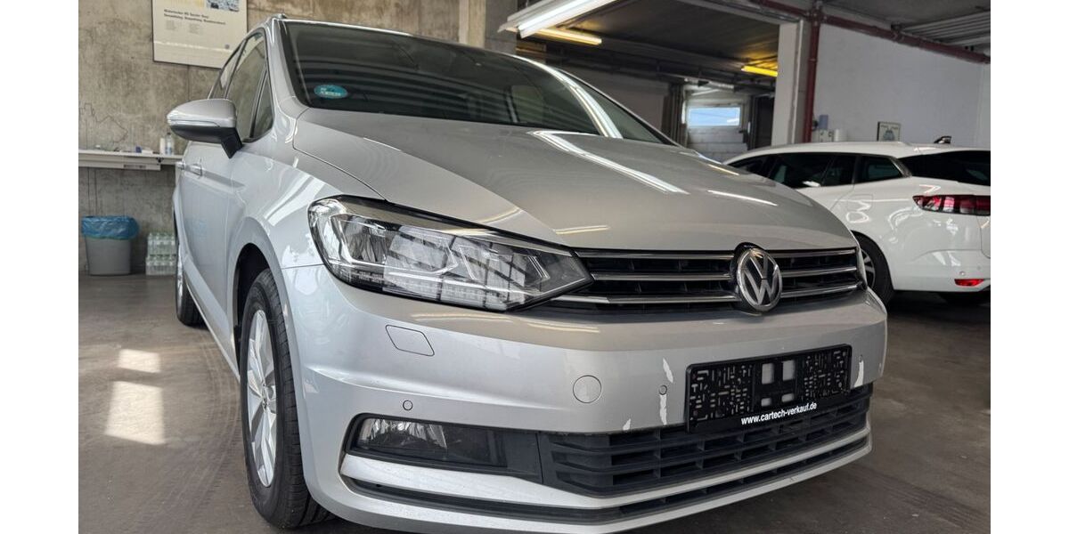 VW Touran 238.300 km 12.100 &euro; Fellbach bei Stuttgart 70736
