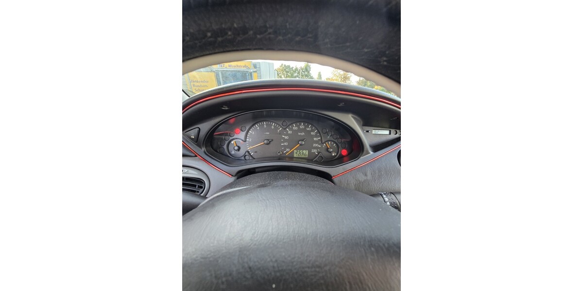 Ford Focus 134.000 km 2.000 &euro; Dresden 01067