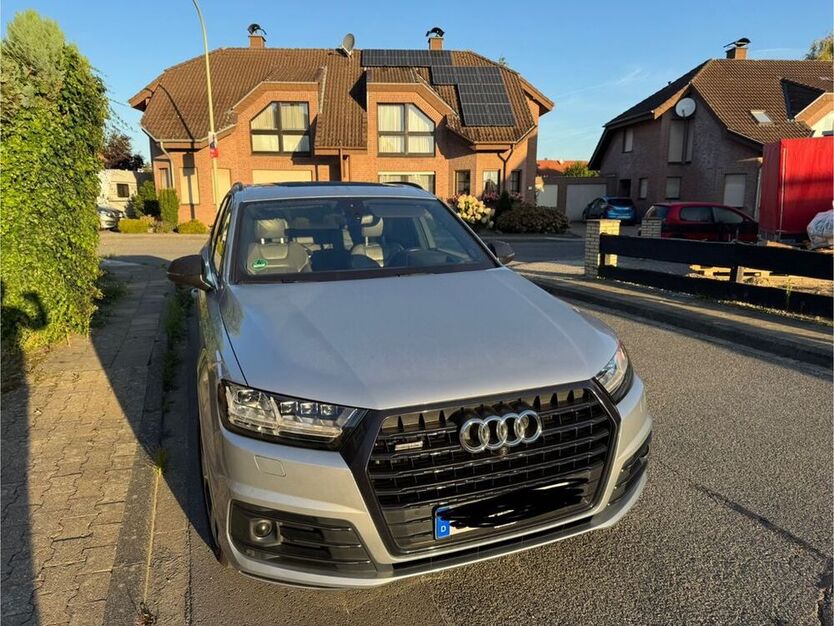 Q7