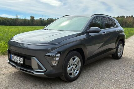 Hyundai KONA 11.800 km 26.680 &euro; München 80803