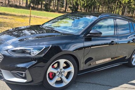 Ford Focus 76.000 km 21.600 &euro; Helmbrechts 95233