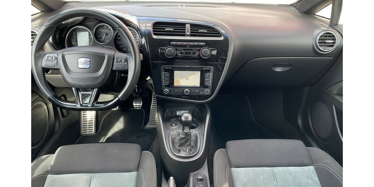 Seat Leon Cupra R LIMITED (178 of 200) WTCC CHAMPION 131.000 km 13.750 &euro; Altdorf 84032