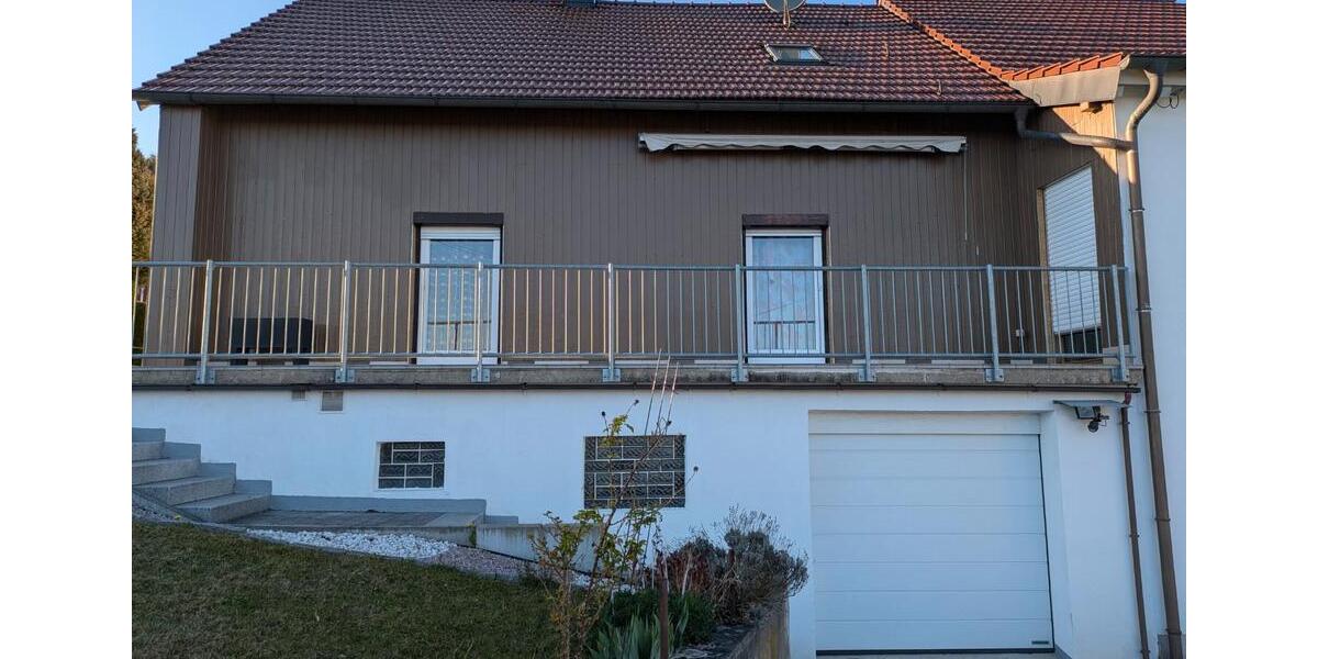 Mehrfamilienhaus, Wohnhaus Vilshofen an der Donau - 9 Zimmer, 215 m&sup2;, 1.390&euro; | Angebot:26102324