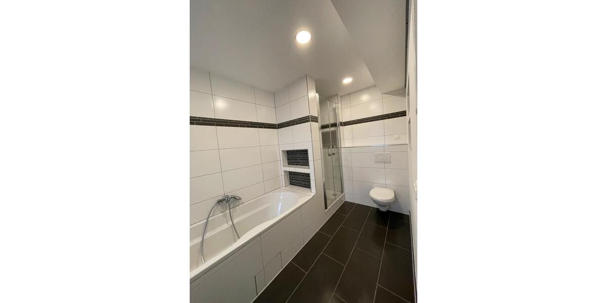 Etagenwohnung Neuwied - 3.5 Zimmer, 101 m&sup2;, 900&euro; | Angebot:24995762