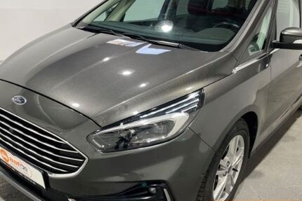 Ford Galaxy 142.000 km 21.950 € Norderstedt 22848