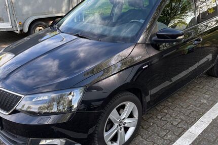 Skoda Fabia 52.000 km 9.900 &euro; Kaarst Büttgen 41564