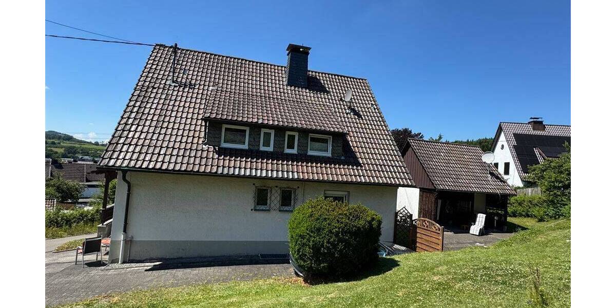 Mehrfamilienhaus, Wohnhaus Kirchhundem Würdinghausen - 6 Zimmer, 139 m&sup2;, 179.000&euro; | Angebot:25682637