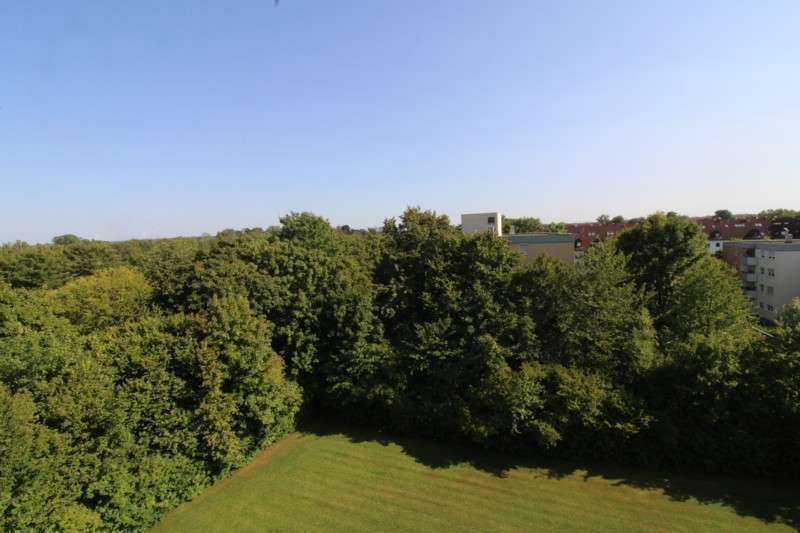 Wohnung zum Kaufen in Augsburg 284.000 € 90 m²