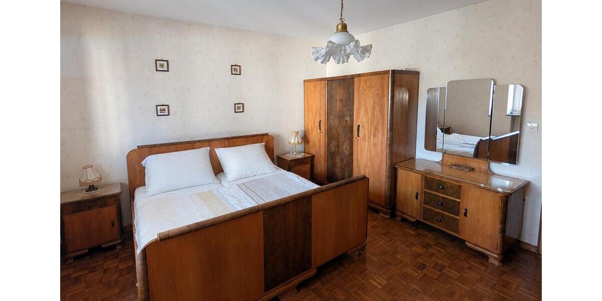Einfamilienhaus Geisa - 7 Zimmer, 190 m&sup2;, 1.550&euro; | Angebot:27632824