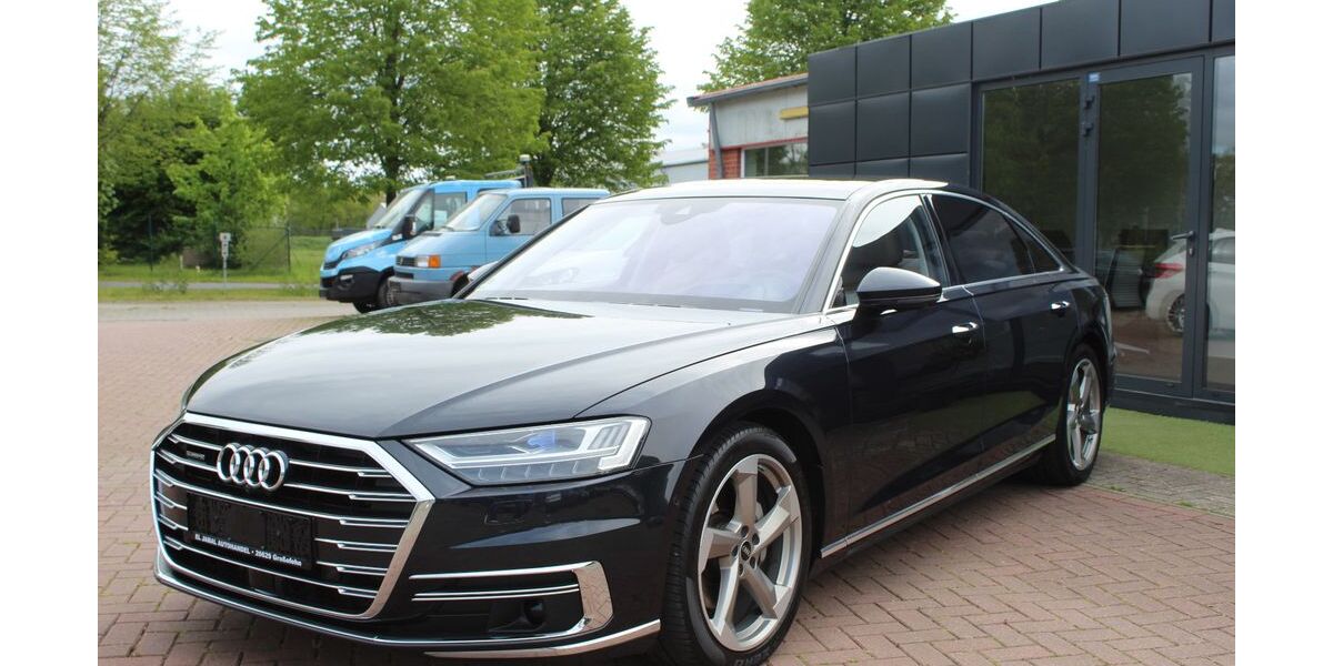 Audi A8 156.575 km 44.900 &euro; Großefehn 26629