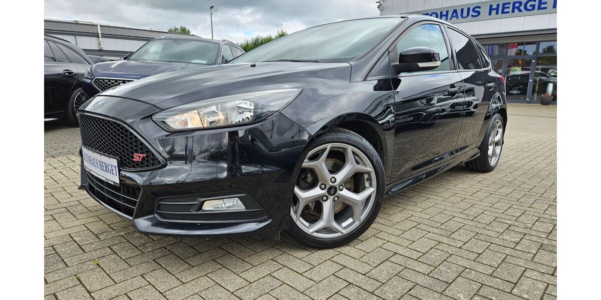 Ford Focus 80.000 km 15.990 &euro; Bekond 54340