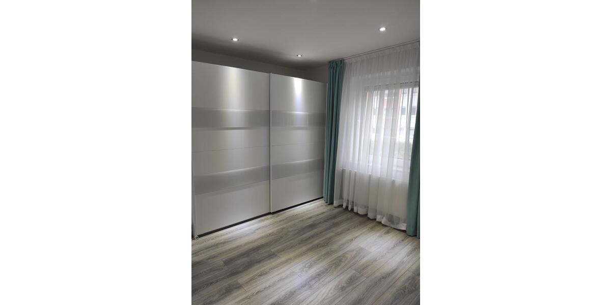 Etagenwohnung Mettmann - 2 Zimmer, 55 m&sup2;, 1.000&euro; | Angebot:24742436