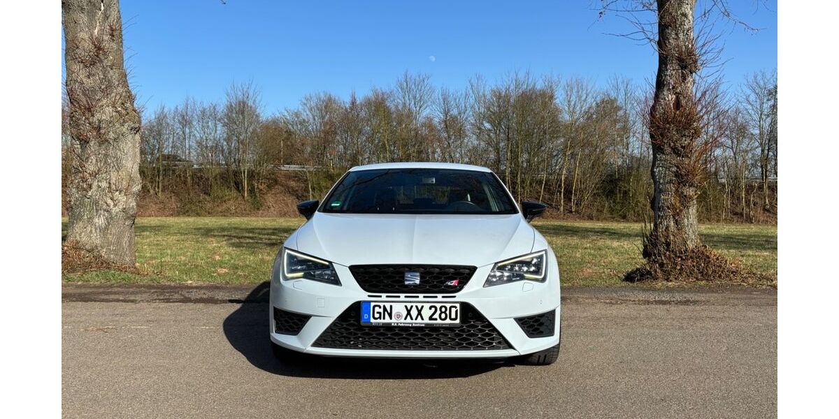 Seat Leon 147.000 km 12.500 &euro; Bernbach 63579
