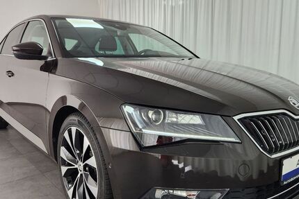 Skoda Superb 35.896 km 23.990 &euro; Schloß Holte-Stukenbrock 33758