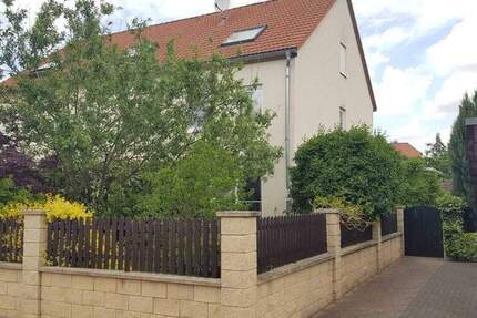 Weinböhla: Reihenendhaus mit schönem Grundstück in ruhiger Wohnlage 5 zimmer