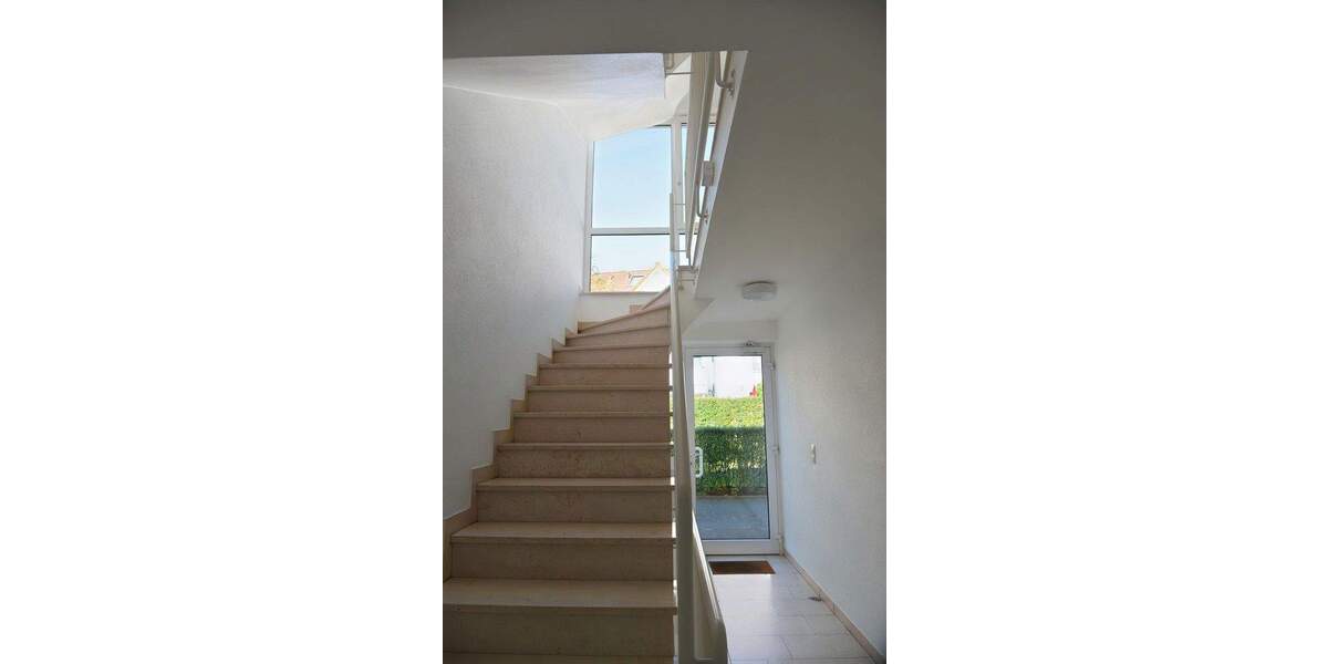 GT-Kattenstroth 3 Zimmer-Wohnung mit Balkon und Tiefgarage in ruhiger und zentraler Lage 3 zimmer