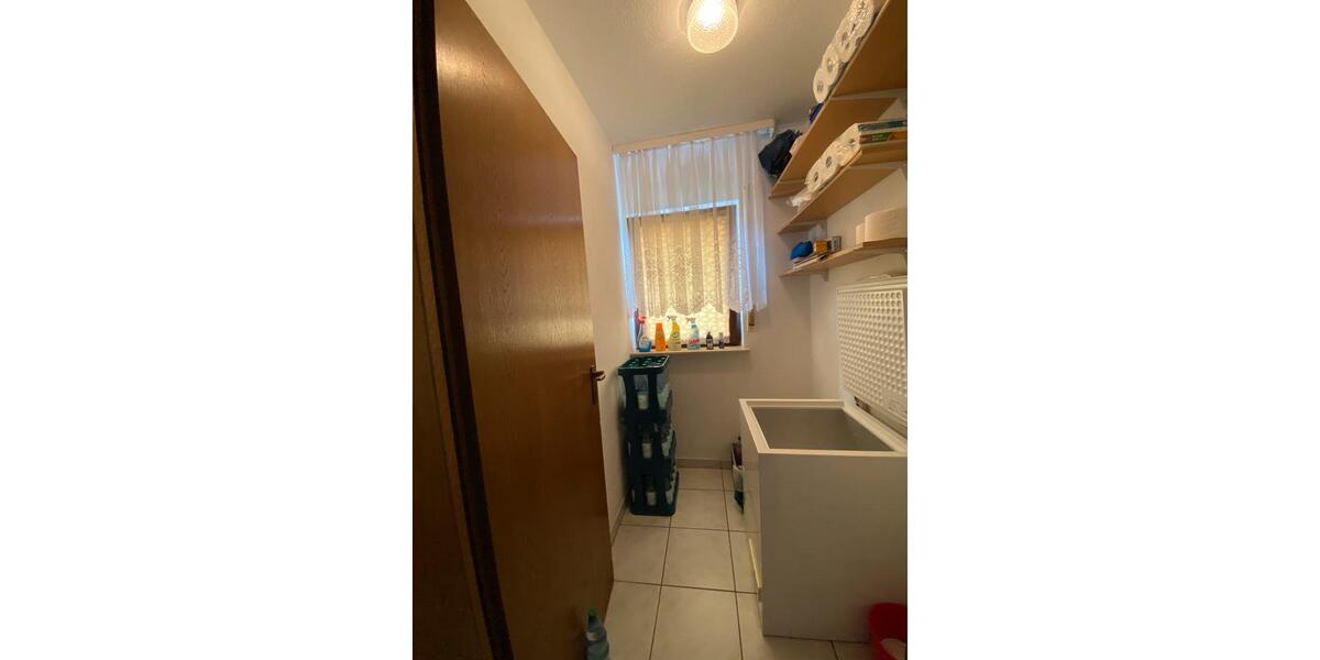 Hochparterre Büdingen - 3 Zimmer, 78 m&sup2;, 200.000&euro; | Angebot:27016006