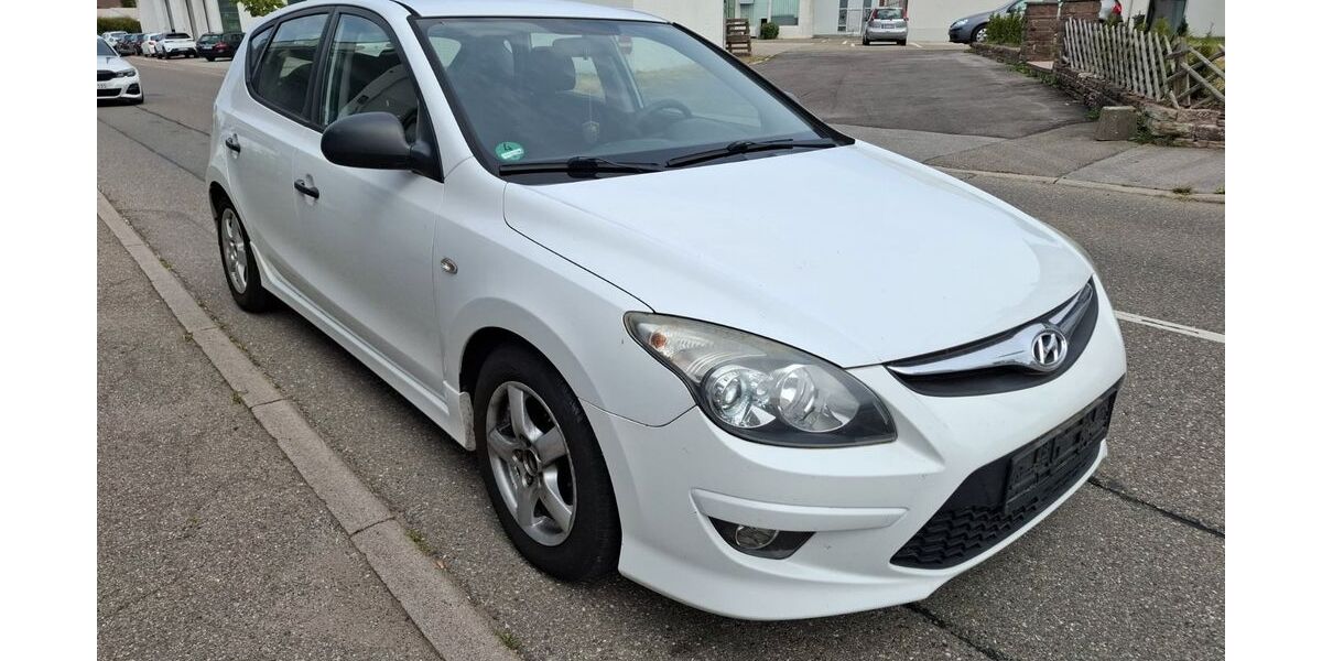 Hyundai i30 121.990 km 3.250 &euro; Dornstetten 72280
