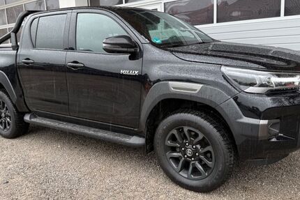 Toyota Hilux 22.300 km 45.000 &euro; Lenggries 83661