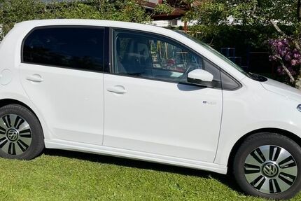 VW e-up! 47.364 km 9.999 &euro; Gladenbach 35075