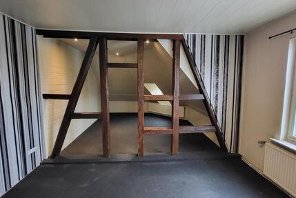 Dachgeschoss Wohnung im Herzen von Groß Ilsede