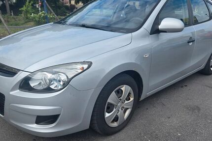 Hyundai i30 187.000 km 2.550 &euro; Hildburghausen 98646