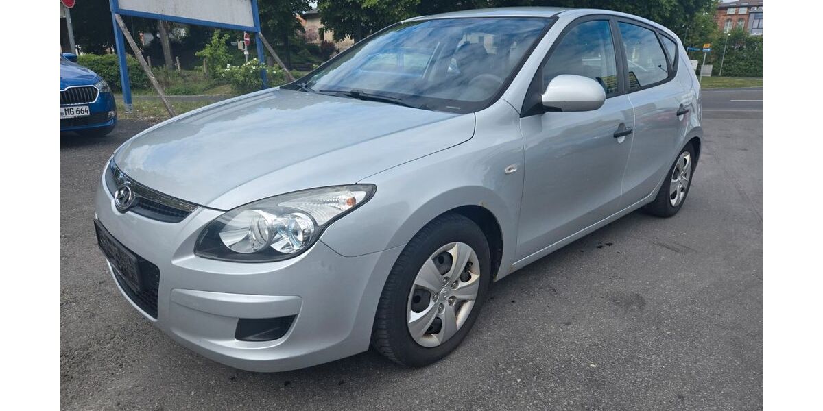 Hyundai i30 187.000 km 2.550 &euro; Hildburghausen 98646