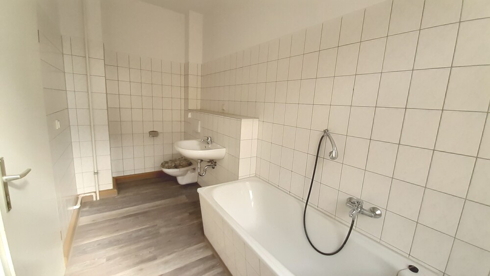 saniertes Mehrfamilienhaus in ruhigem und zentralen Wohnviertel von Gera - Mehrfamilienhaus, Wohnhaus Gera | Angebot:14517906
