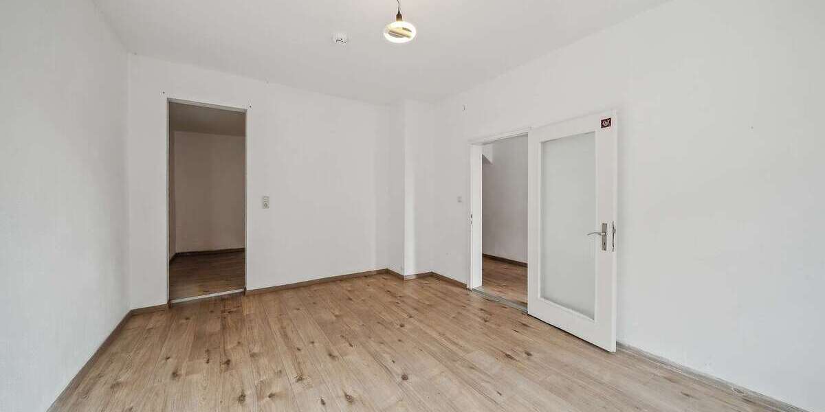 Etagenwohnung Abensberg - 4 Zimmer, 88 m&sup2;, 135.000&euro; | Angebot:25619405