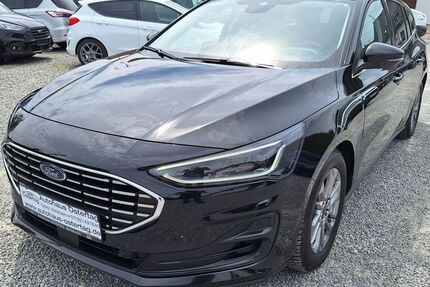 Ford Focus 60.000 km 18.690 &euro; Welzheim 73642