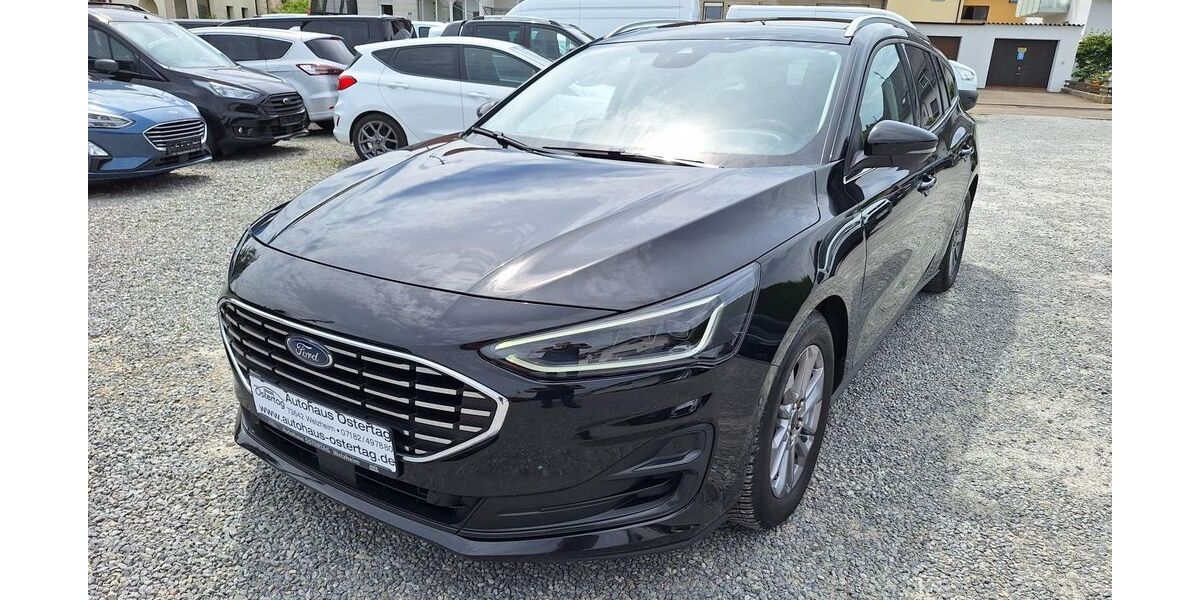Ford Focus 60.000 km 18.690 &euro; Welzheim 73642
