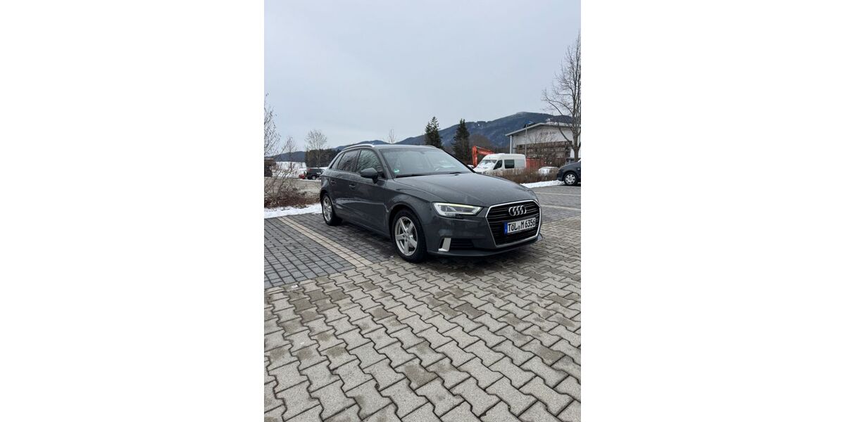 Audi A3 132.000 km 15.500 &euro; Wackersberg 83646
