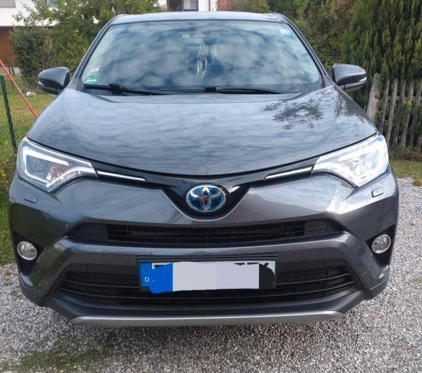 Toyota RAV 4 70.000 km 22.990 € Odelzhausen 85235